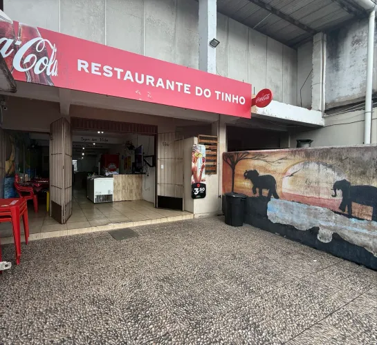 OPORTUNIDADE ? VENDE-SE PONTO COMERCIAL DE BAR E RESTAURANTE