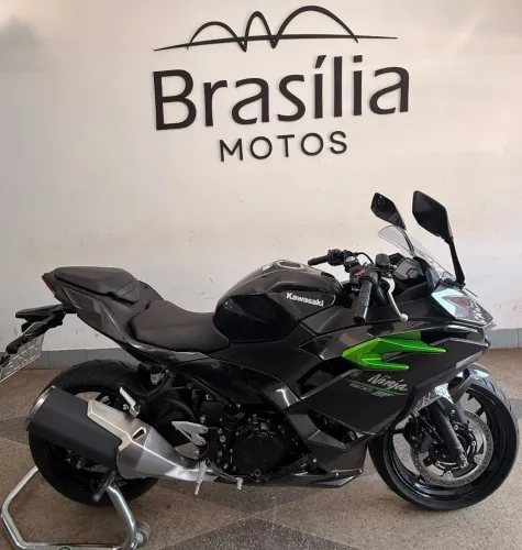 KAWASAKI NINJA 500.2025/2026 - 1.558km