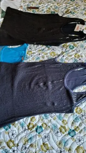 Camisetas frente mini paetês e costas nadador, 30,00