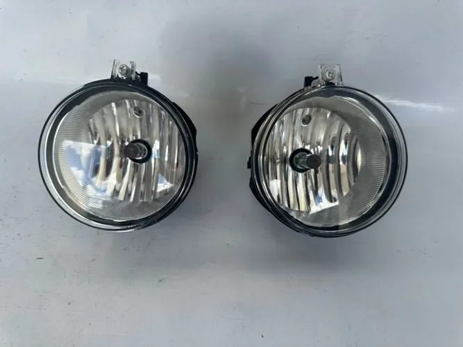 Par Farol de Milha Chrysler 300c 2005 2006 2007 2008
