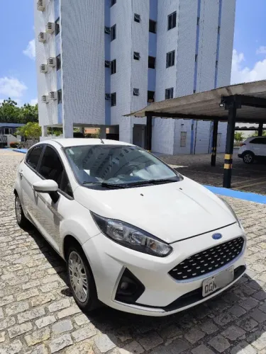 Ford Fiesta SE >1.6 4cil> Ano 2018