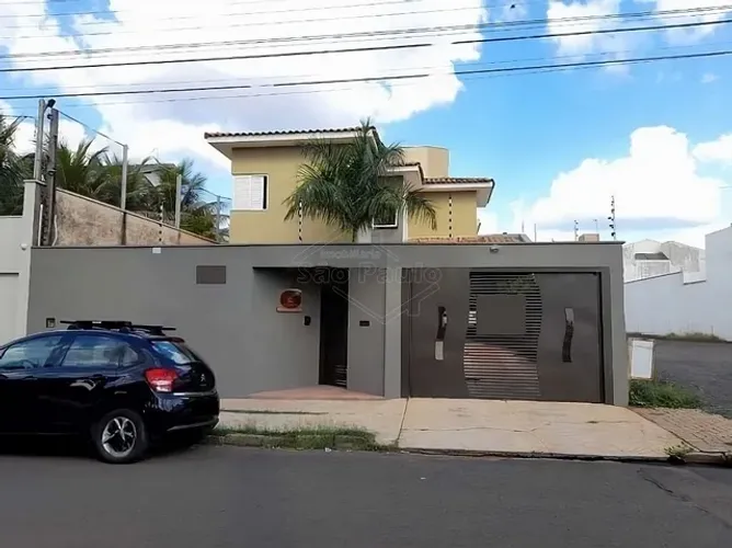 Venda de Casas / Sobrado na cidade de Araraquara