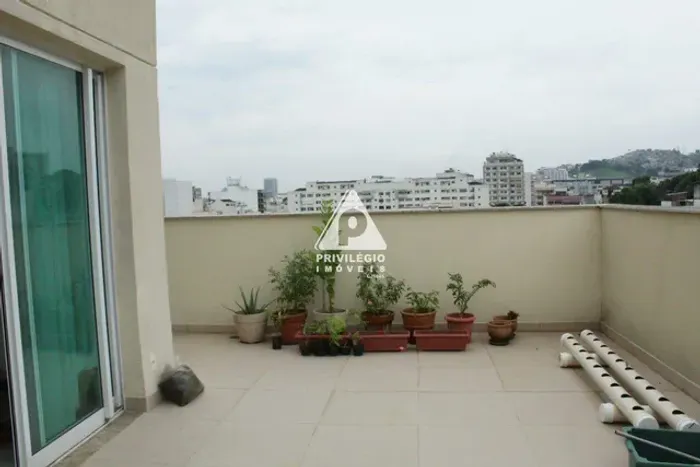 Cobertura com 3 Quartos à Venda, 181m²