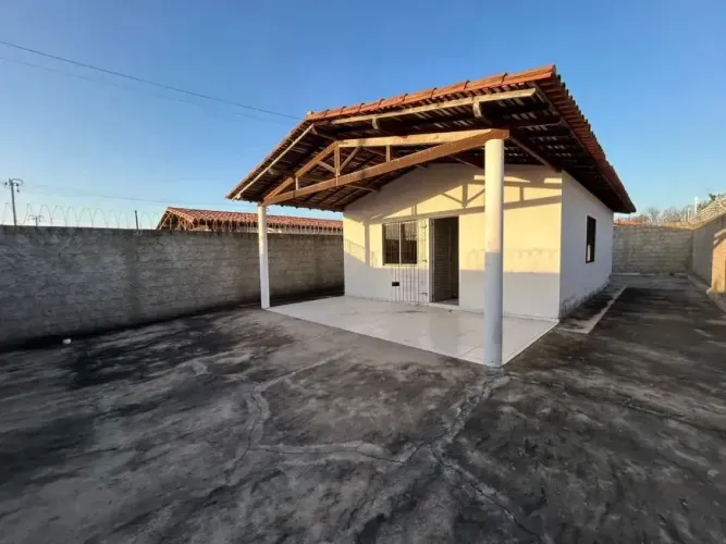 Vendo casa em areinha viana