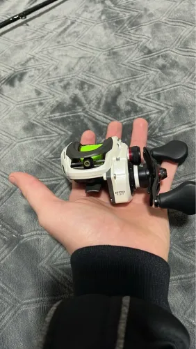 Carretilha de Pesca Brisa Ls 8000