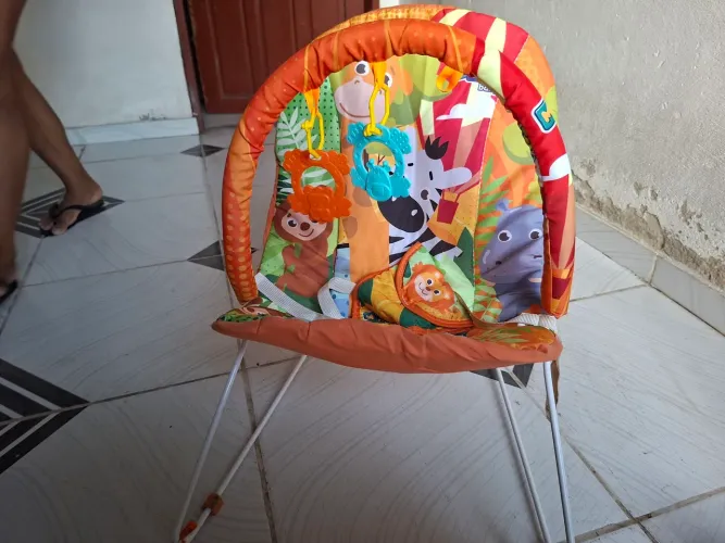  Kit bebê  Cadeirinha   de descanso  e Assento   Almofada  de ? 