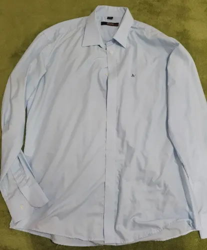 Camisa Social Azul Claro Aramis tam G/ GG / 18