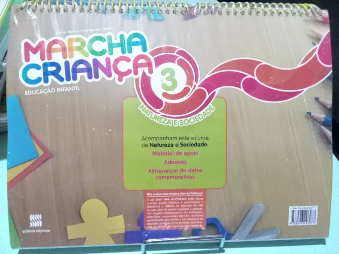 Livro didático Marcha Criança natureza e sociedade 3 editora Scipione