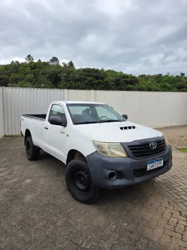 Toyota Hilux CS D4-d 4X4 3.0 TDI Dies. Mec. 2015