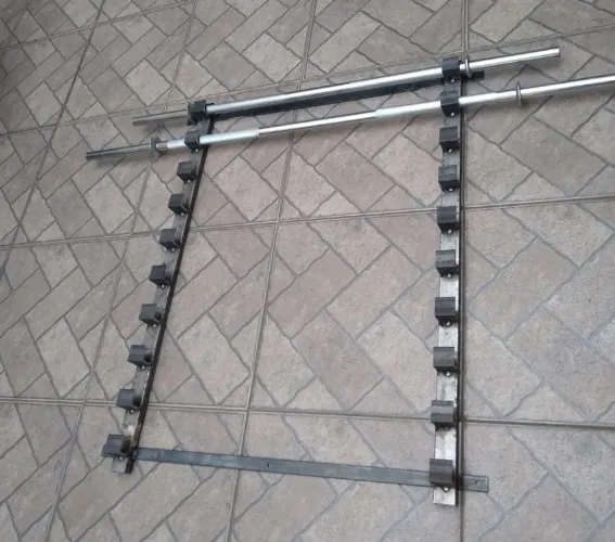 Suporte de parede para Barras de Musculação 