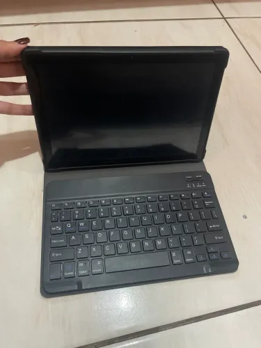 Vende-se Tablet 10 Polegadas C10 8gb Ram 256gb + Teclado Capa