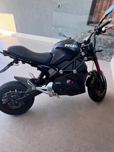 MOTO SCOOTER DUCATI ELETRICA PATINETE