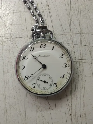 Relógio de bolso Mondaine