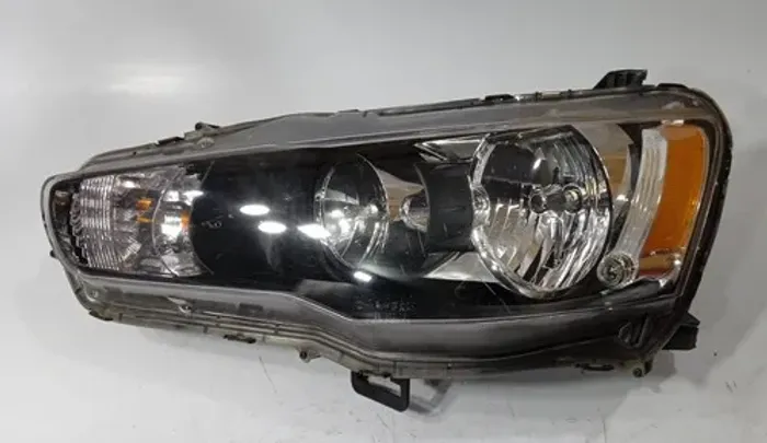 Farol Esquerdo Lancer 2011 2012 2013 2014 2015 Esquerdo/motorista