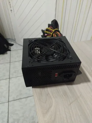Fonte de 500w goldentec 220/115w