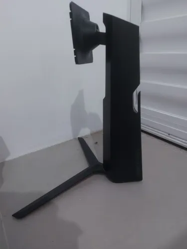 Suporte monitor LG 27gn65r novo