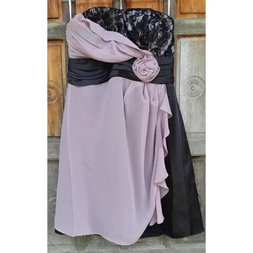 Vestido de festa formatura curto tomara que caia com bojo - tamanho 40