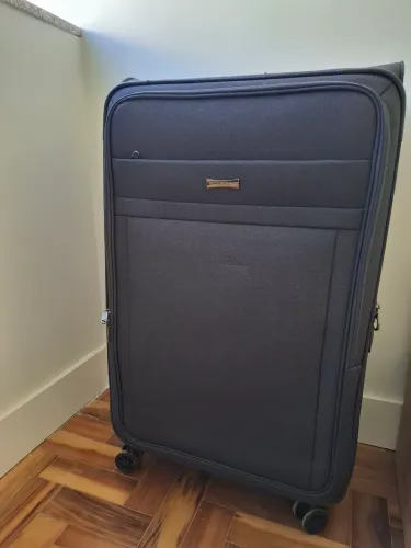 Mala de Viagem Grande - Sestini (NUNCA USADA)