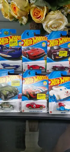 Carrinhos hotwheels