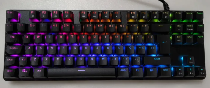 Teclado Mecânico Gamer Husky Gaming Snow, TKL, RGB, Switch brown