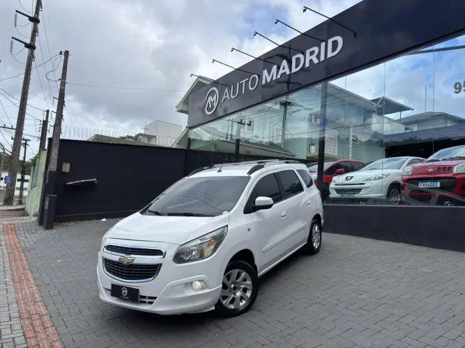 GM - Spin LTZ 1.8 8V Aut. 2013 - 7 Lugares - Baixo km - Financia