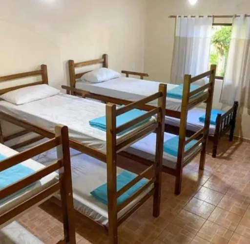 Beliche de madeira em ótimo estado R$399,99