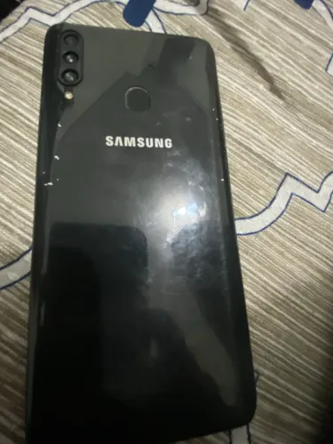 Samsung A20s