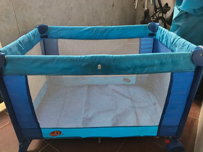 Berço Cercadinho Desmontável Portátil Dardara azul