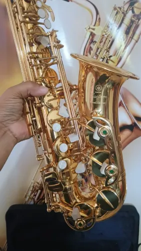 Sax alto Yamaha similar sob encomenda 