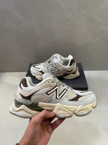 New Balance 9060 - 40BR