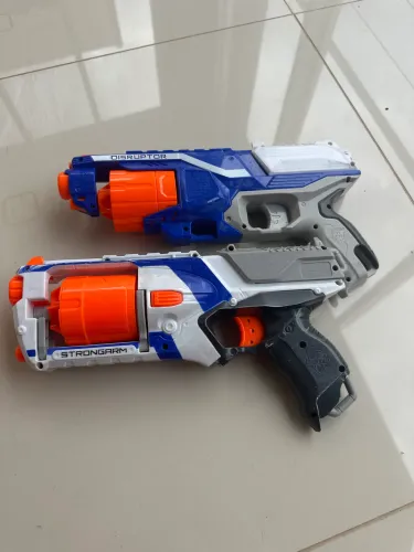 Lote Nerf Elite - Disruptor + Strongarm (Originais Hasbro)