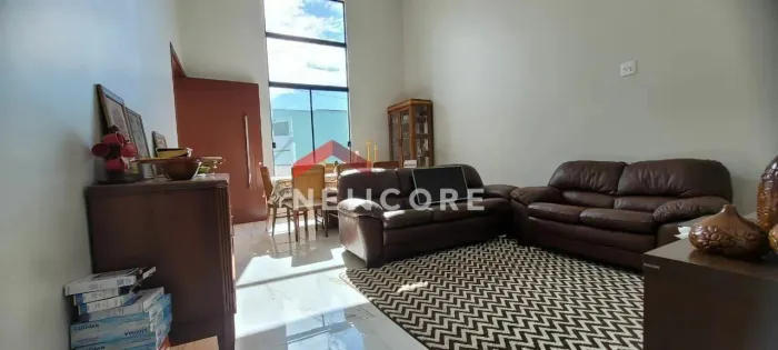 Casa em Rua Antonio Vasques Carreira - Jardim Botânico - Olímpia/SP