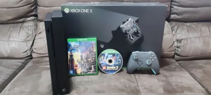 Xbox One X SSD 1TB 2300 em até 12X sem juros