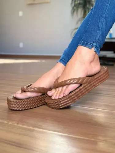 Chinelo Nuvem Trançado