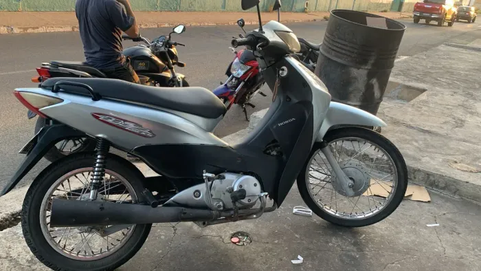 Vendo Biz 125 KS 2007/2008 Cor prata