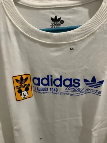 Camiseta Adidas Mickey Mouse