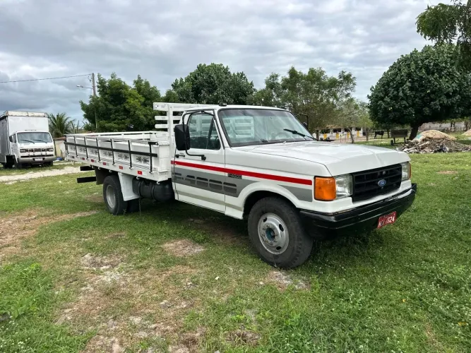 Ford F-4000 Usados e Novos