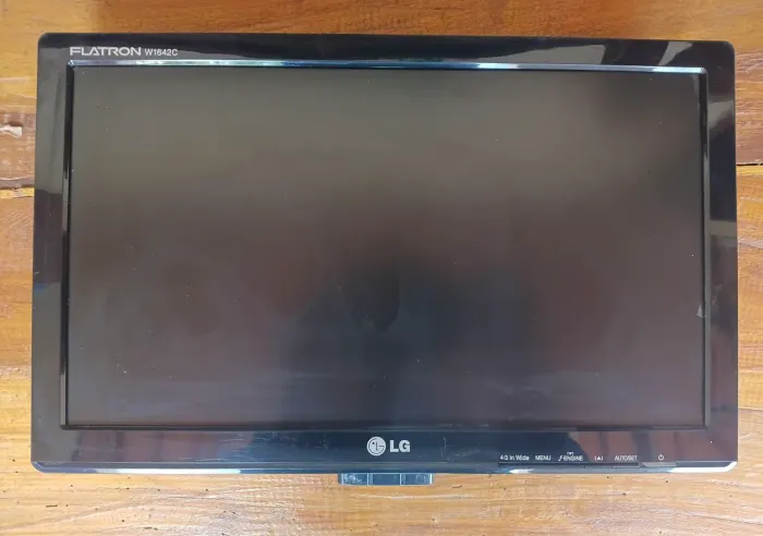 Monitor LG FLATRON W1642C (SEM A BASE)