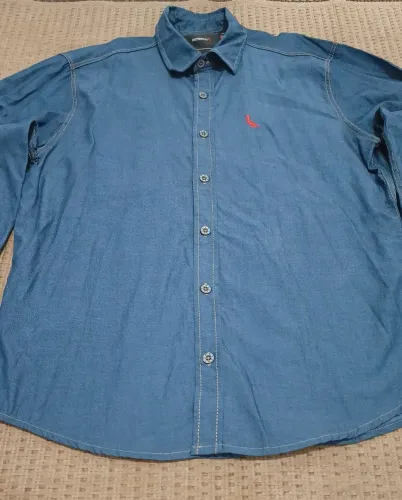 Camisa Reserva Jeans Custom Fit<br>Tamanho: M <br>Condições: 9/10 <br>Envio