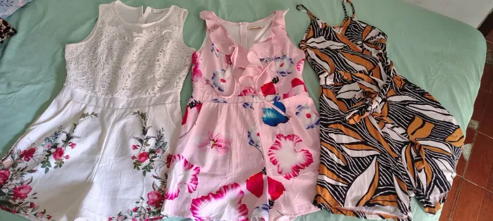 Macaquinhos femininos Tam M com doação 