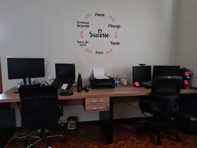 Mesa para Escritório 1,50 x 0,70 PE40 Pandin Móveis