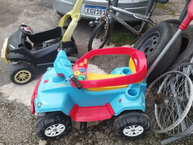 Carro de Brinquedo para Crianças - 4x4