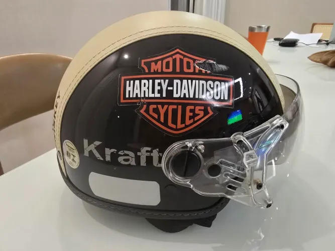 Capacete krakt personalizado