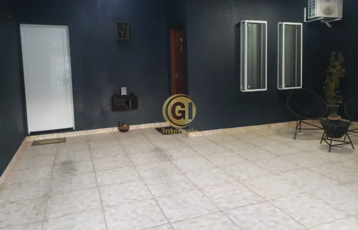 Casa à venda em Jacareí-SP, Residencial Parque dos Sinos: 2 quartos, 1 sala, 2 banheiros, 