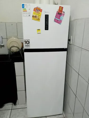 Geladeira Branca Midea