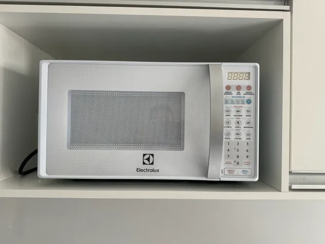 Microondas Electrolux 20 litros