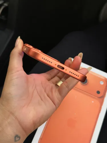 iPhone 17 pro max 256gb 4 meses de uso R$6.450