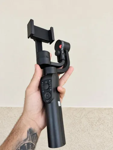 Gimbal Estabilizador para Celular IT-Blue - R$ 200