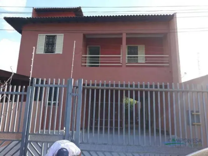 Casa com 3 dormitórios para alugar, 220 m² por R$ 3.500,00/mês - Industrial - Londrina/PR