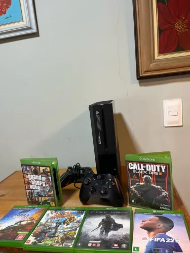 Xbox ONE - IMPECÁVEL 35 JOGOS 2 MANETES , GTA 5